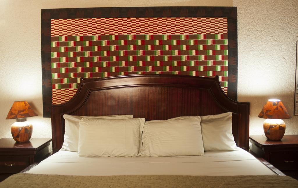 Four Villages Inn Kumasi Phòng bức ảnh