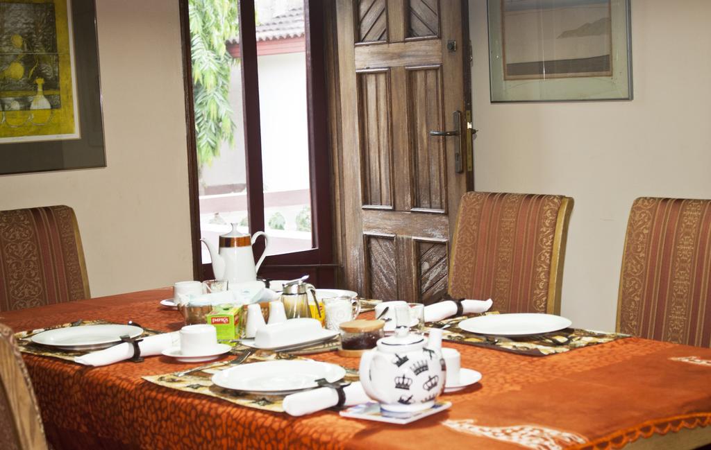 Four Villages Inn Kumasi Ngoại thất bức ảnh
